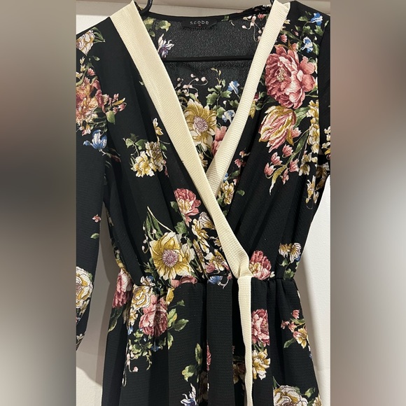 Scobe Floral Dress cute for Easter! - Picture 3 of 9